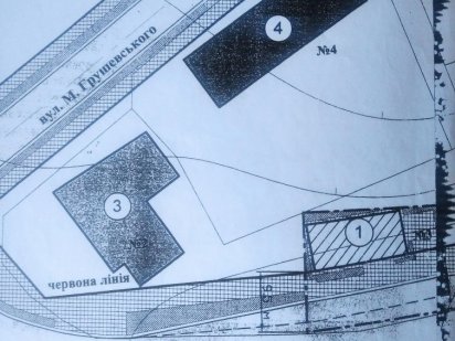 Незавершене будівництво під торгівлю Борислав