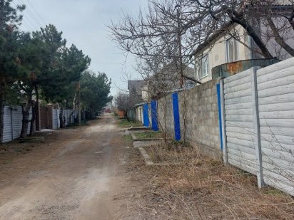 Продам участок под застройку в центре Романково Кам'янське