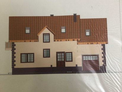 Продається земельна ділянка з фундаментом.