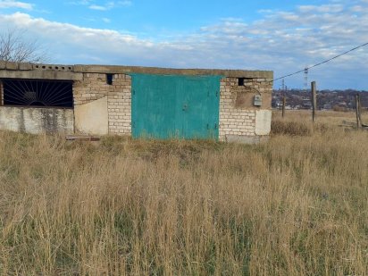 Продам участок с постройкой Вознесенськ