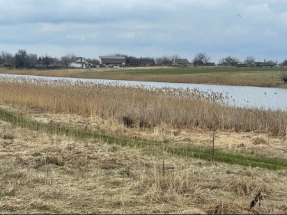 Ділянки біля річки 6соток та 12 соток біля Гостомеля Гостомель