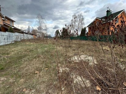 Земельна ділянка під забудову біля озера  у Гостомелі. Гостомель