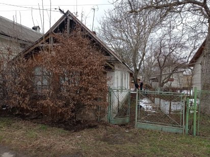 Продам земельну ділянку з будинком на території Дрогобыч