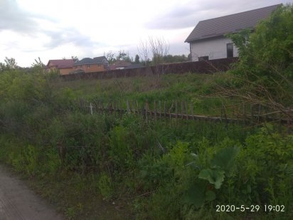 Кутова земельна ділянка 20х50 з чудовим розташуванням Гостомель