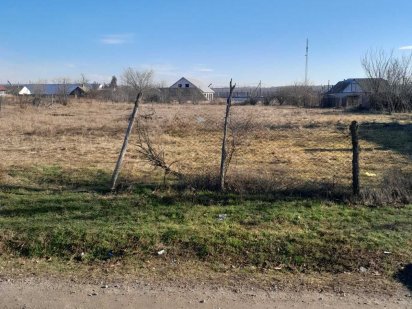 Продам участок 25 с. в с. Матроска