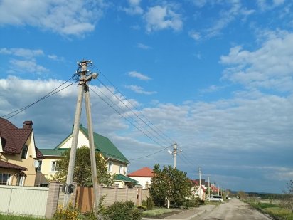Продається земельна ділянка під будівництво житлового будинку .Торг. Кам'янець-Подільський
