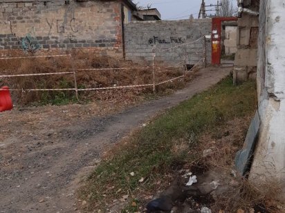 Участок под гараж 50 м2. Район авторынка. Частная собственность. Краматорск