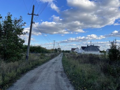 Продам земельный участок 10 соток район белой пятиэтажки.