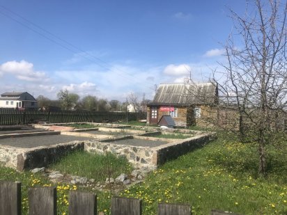 Продам приватизовану земельну ділянку під будівництво. Малин