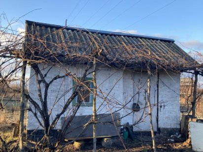 Дачна ділянка біля залізничної зупинки Хвилівка. Нежин