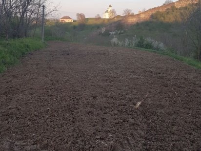 Земельна ділянка Хотин