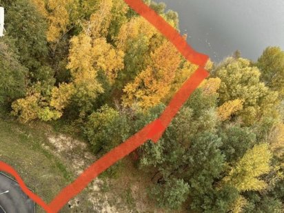 Земля 20соток в Украинке есть МБУ!Выход на фарватер Днепра! Новая Украинка