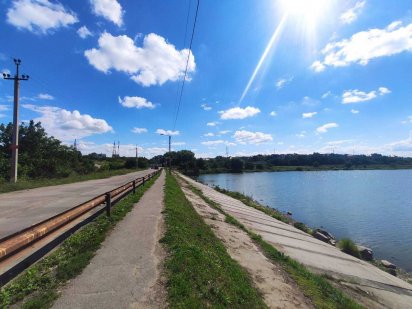 Продам земельну ділянку комерційного призначення Хмельницький