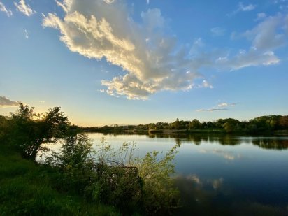 Участок возле пруда Чугуев Чугуев