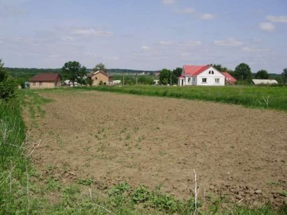 Продам земельный участок,район старого аэропорта Умань