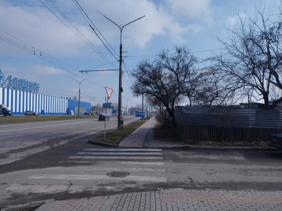 Продаю фасадну ділянку навпроти Епіцентру