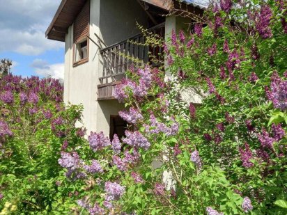 Продається земельна ділянка правильної форми 6,9 соток у м. Буча