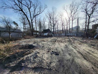 Продам класну ділянку в Центрі Ірпеня  під забудову.10+6 Соток Ирпень