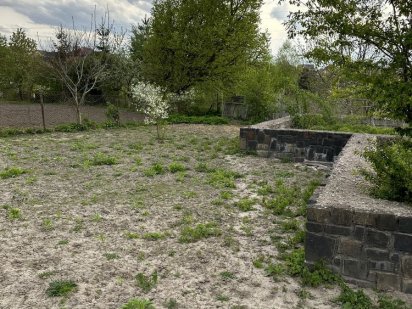 Продам земельну ділянку з фундаментом в м.Луцьк Луцьк