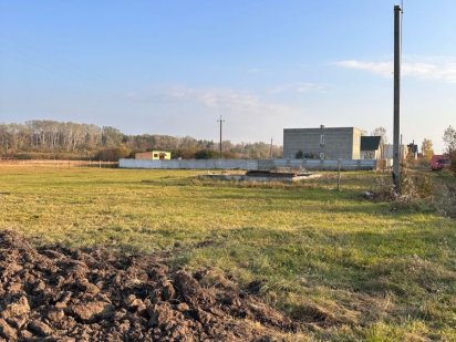 Продам земельну ділянку в передмісті Полтави. До центра 5 км. Полтава