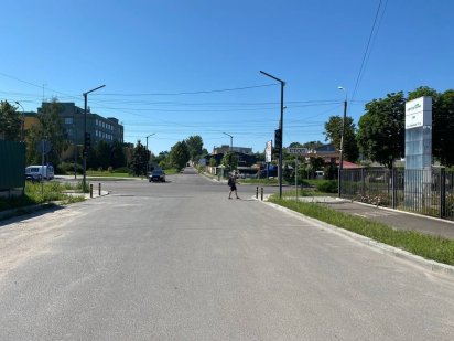 Земельна ділянка поруч із автосалоном "Валері М" і Газовиком Рівне