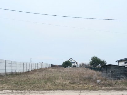 Продам земельну ділянку під будівництво. Підключено електрика 380В.