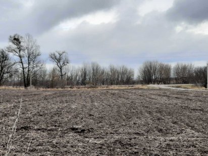 Продам фасадну, кутову ділянку над трасою Рівне-Млинів  за Авторинком Рівне