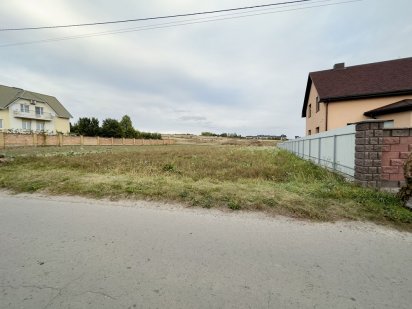 Продаж ділянки під забудову Новий двір. Ровно