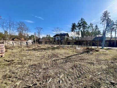 Продам ділянку  8 соток в Лісовій Бучі