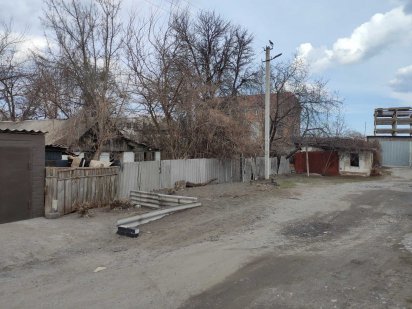 Приватизована ділянка  р-он сахарного завода зі старим будинком Черкаси