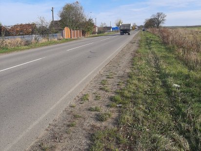 Терміново ! Ділянка в районі м.Чернівці ( Остриця ), біля 6 га Чернівці