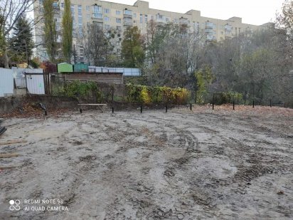 СПП ! Продам 10 сот. землi в цетральнiй частинi Киэва! Київ