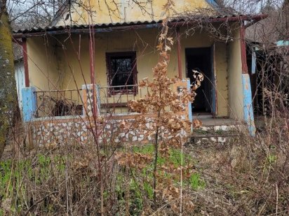 Продаеться земельна ділянка (р-н Кемпінгу) Черновцы