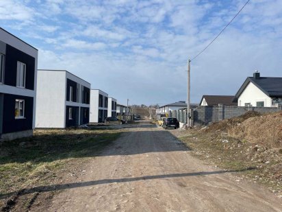 ПРОДАМ ДІЛЯНКУ ТЕРМІНОВО (масив Макарова, для будинку чи котеджу) Ровно