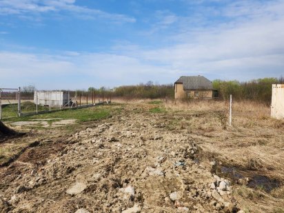 Продам земельну ділянку в Горянах Ужгород