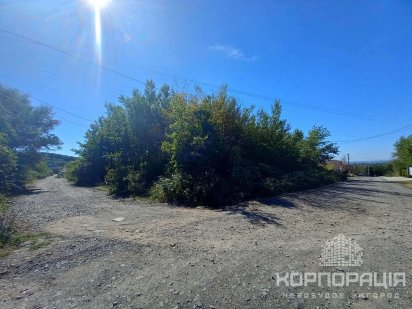 Продаж ділянки (кутова) у чудовому р-ні міста