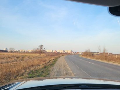 Ділянка біля «Алеанди» правильної форми 127 сотих Чернівці