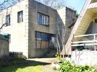 Ділянка - 11 соток з будовами. МІСЬКІ КОМУНІКАЦІЇ Одесса