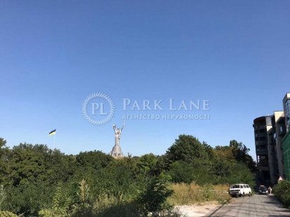 Звіринець, центр, пр.Мічуріна, земельна ділянка під забудову Киев