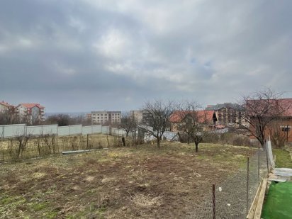 Продається земельна ділянка по вулиці Університецька