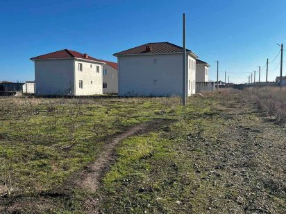 Продам участок на Золотой горке с коммуникациями. Одесса