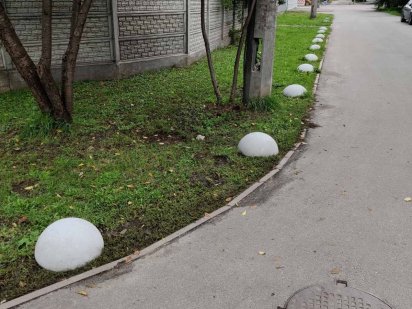 Продам ділянку м.Нивки, 17 соток, власник Киев