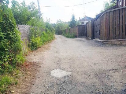 12 соток с широким подъездом  на Павлом поле за церковью пр. Науки 65 Харків