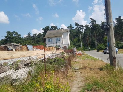 Продам земельный участок возле ст. М. Бориспольськая Киев