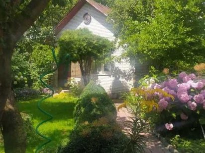 Ровный красивый участок 8 соток в сердце Голосеево - ул. Уральская Киев