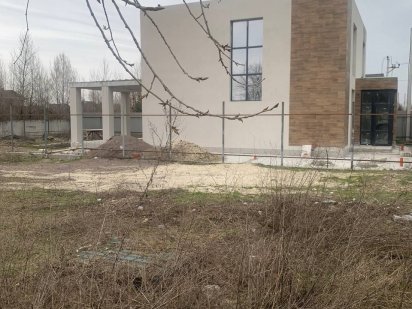 Ділянка Осокорки, поруч стадіон Лівий Берег Киев