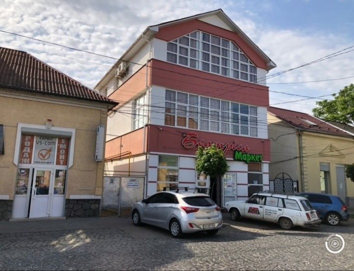 продається комерційна будівля в Мукачево - фото 1