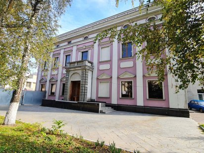 Большое помещение в центре по Крещатику Черкаси