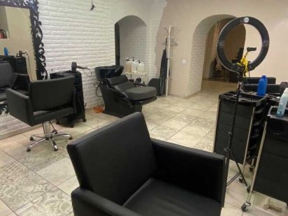 Салон краси 70 м2 на "валах"  - ЦЕНТР по вул.Грушевського Івано-Франківськ