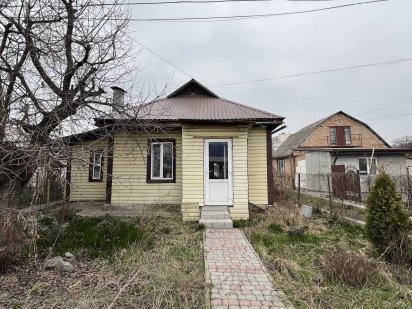 Продаж фасадного будинку по Немирівському шосе Винница